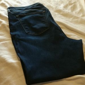 Lucky Brand dark wash jeans